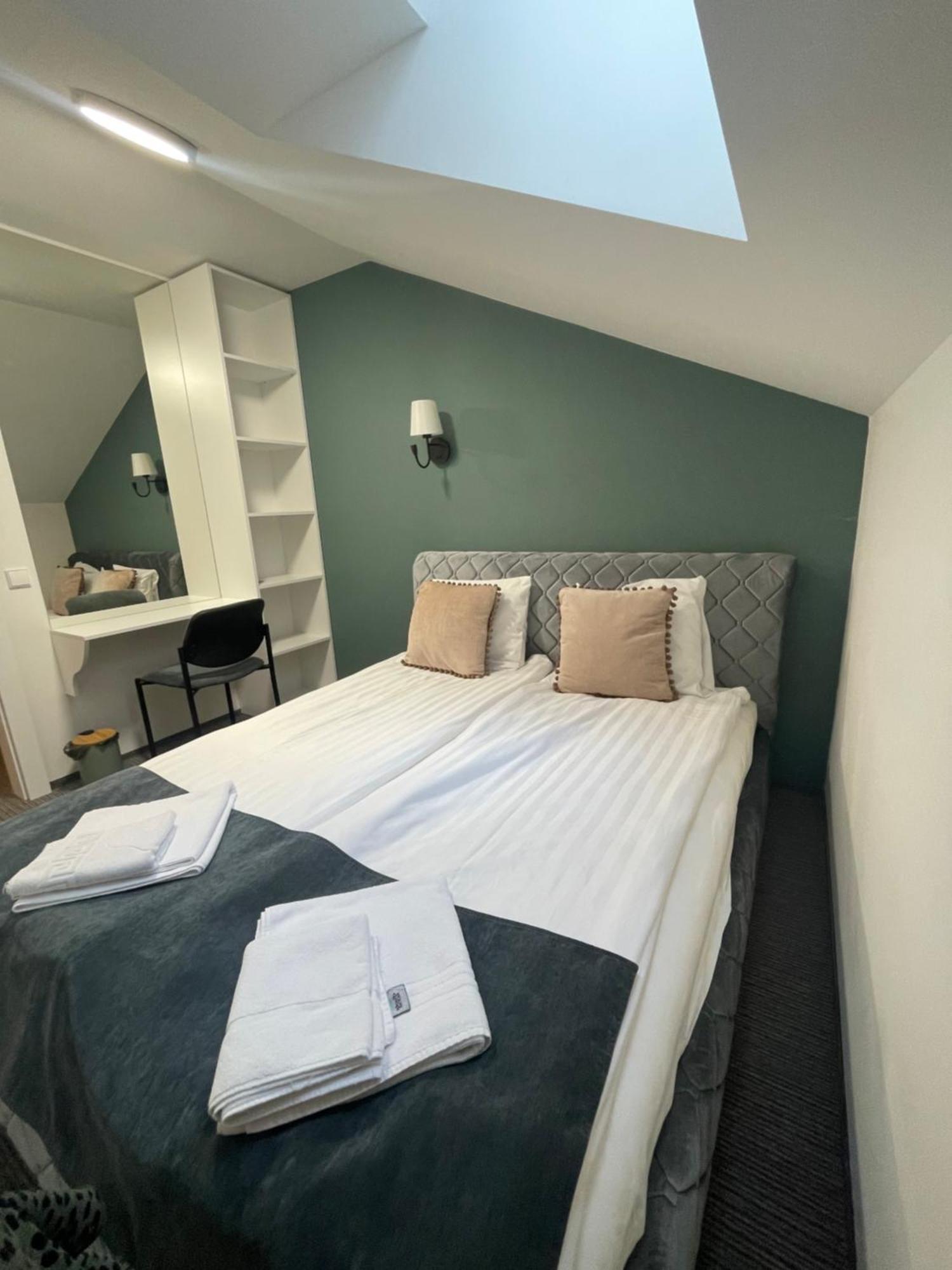Apple Economy Hotel Kaunas Exteriér fotografie